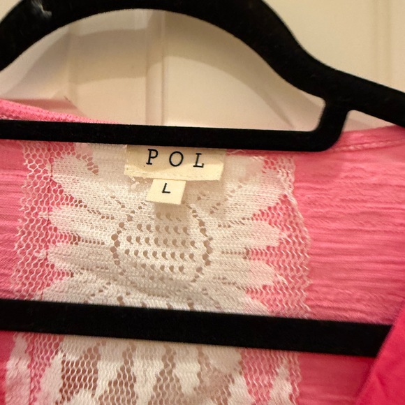 POL Vneck Top - Picture 3 of 3